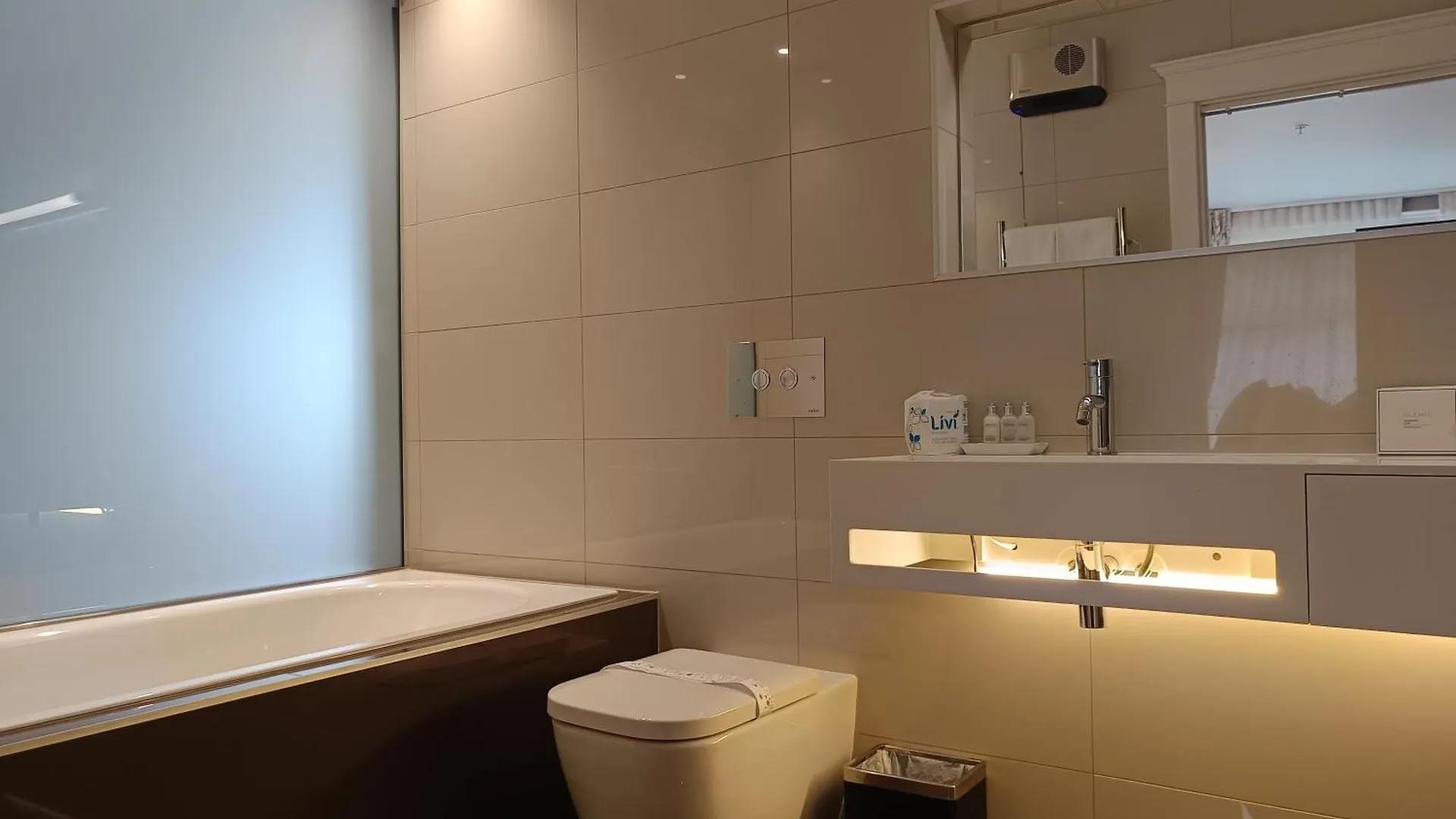 Hotel Hackthorne Gardens Luxury Accommodation Christchurch