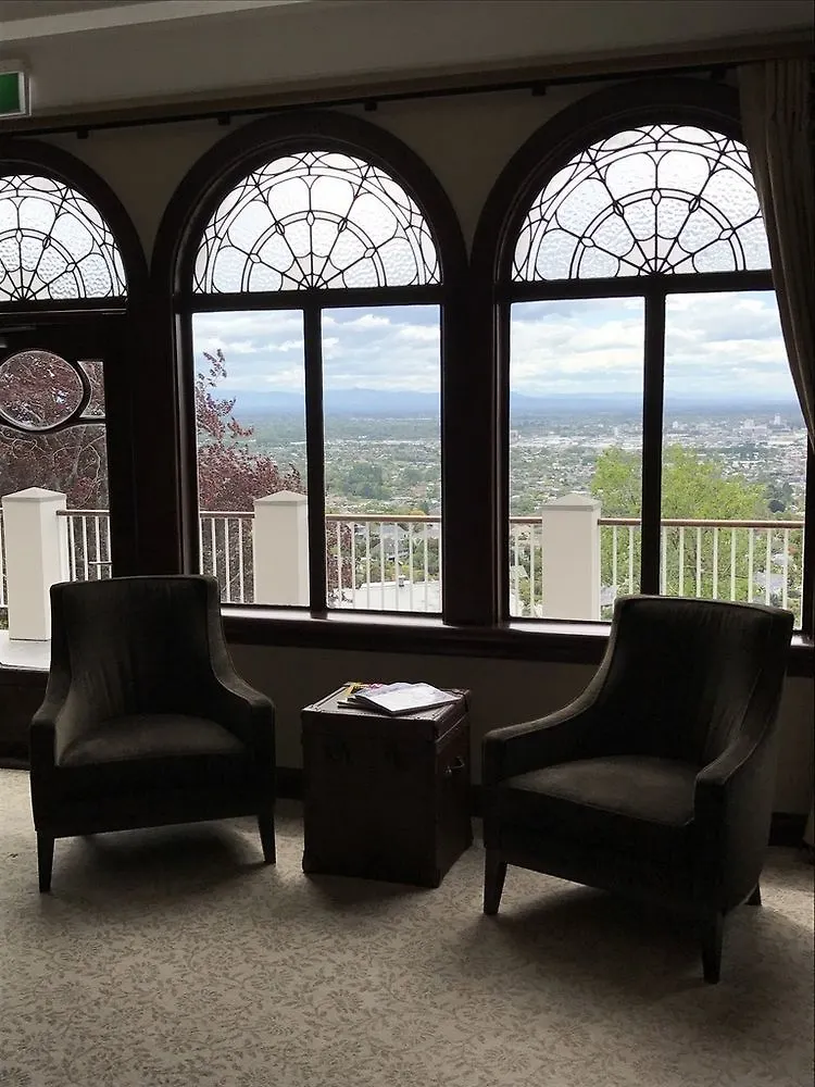 Hotel Hackthorne Gardens Luxury Accommodation Christchurch