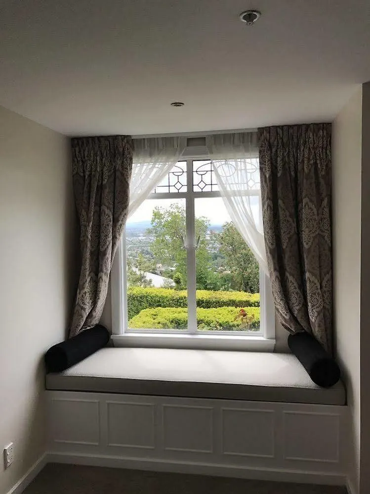 ***** Hotel Hackthorne Gardens Luxury Accommodation Christchurch New Zealand