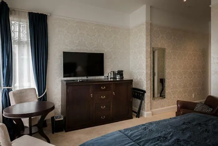 Hackthorne Gardens Luxury Accommodation Christchurch